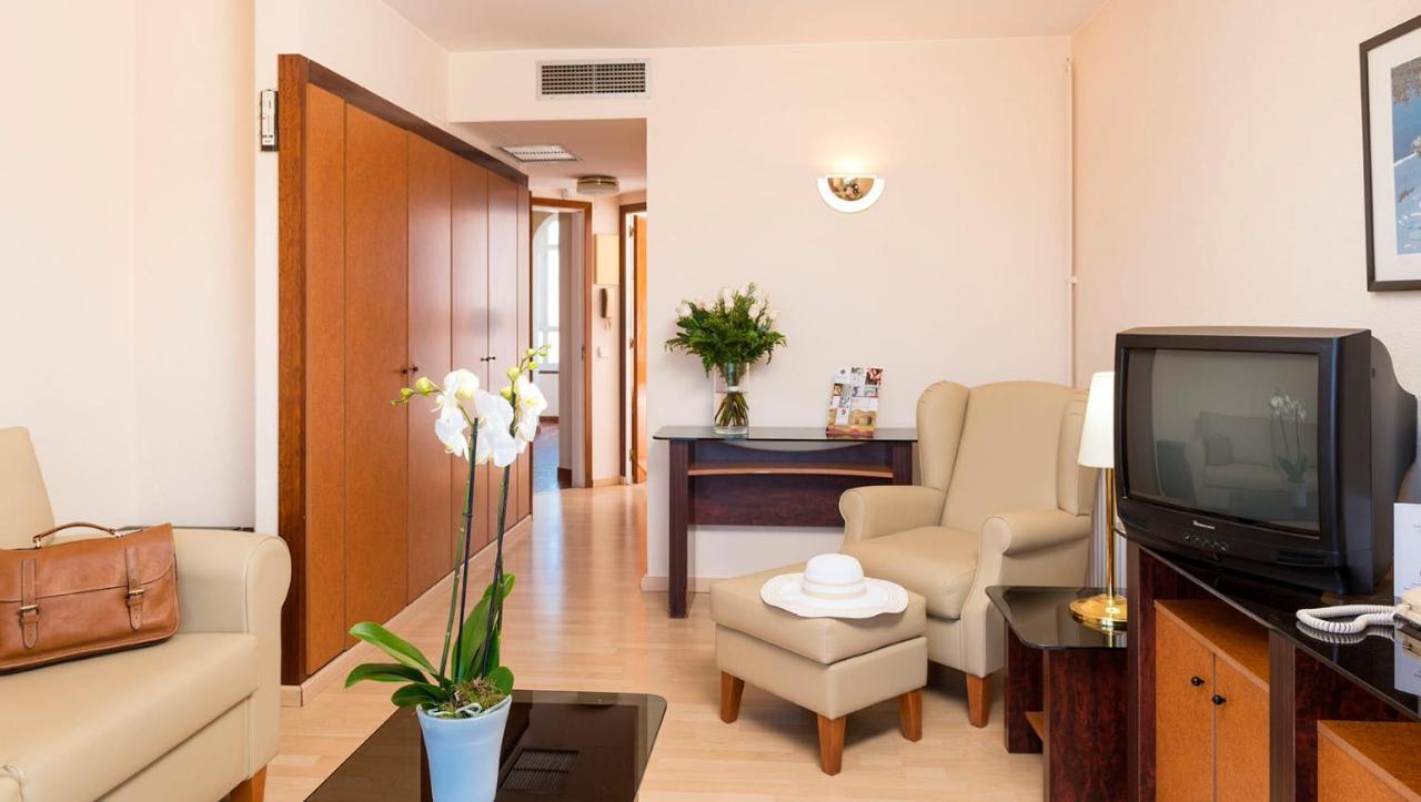 Apartamentos Guitart Lloret de Mar Exterior photo
