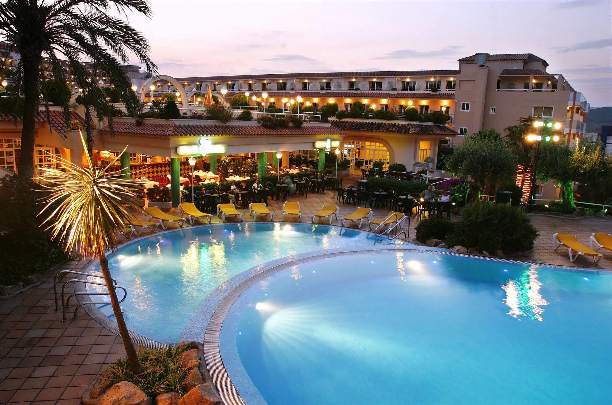 Apartamentos Guitart Lloret de Mar Exterior photo